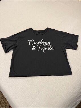 Organic Collective Cowboys & Tequila Graphic Crop Tee Black Size Large